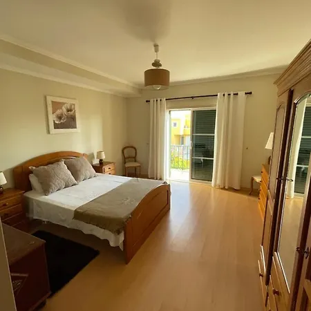 Casa Oliveiras וילהמורה